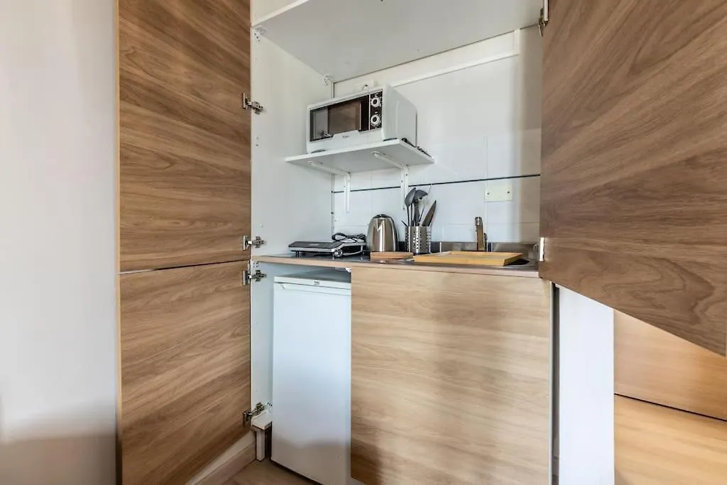 Apartment Dafne Rooms A Relaxing Piece Of Paradise Rome