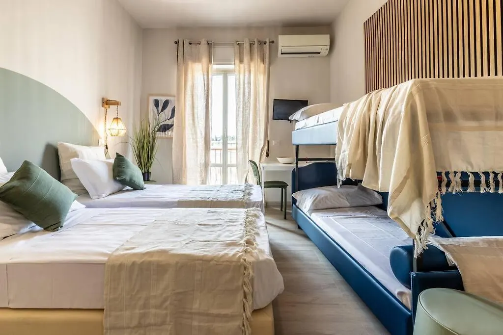 Dafne Rooms A Relaxing Piece Of Paradise Rome 0*,  Italy